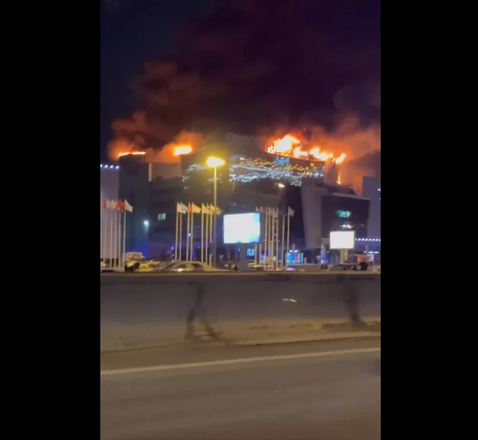 Кървава терористична атака в концертна зала край Москва