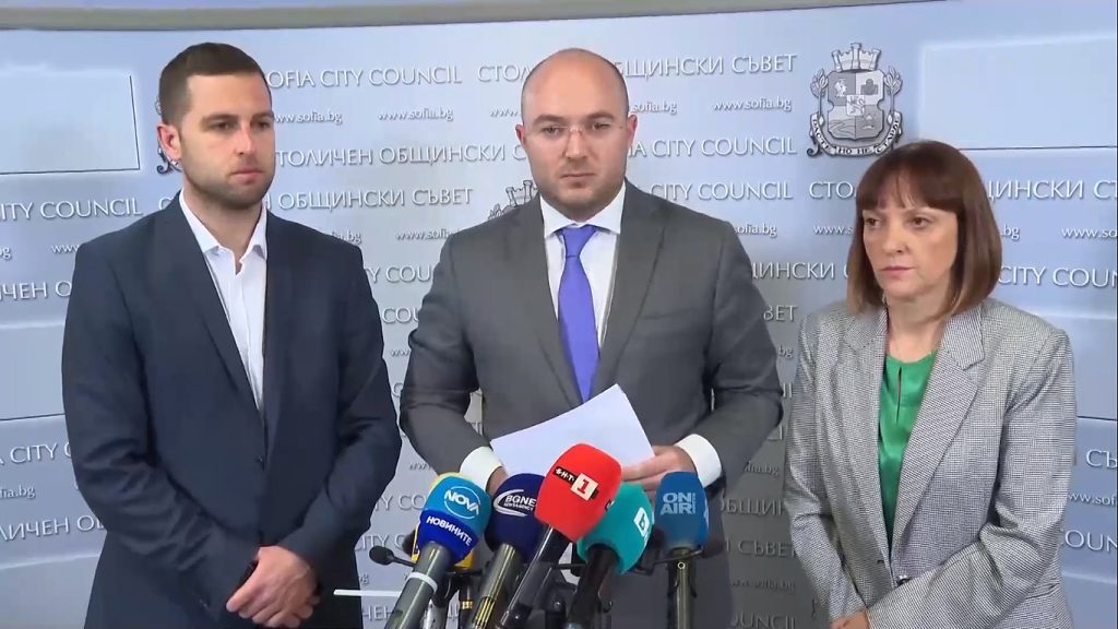 Георги Георгиев обвини Васил Терзиев в "чистка" в общинската администрация 1 Георги Георгиев обвини Васил Терзиев в "чистка" в общинската администрация