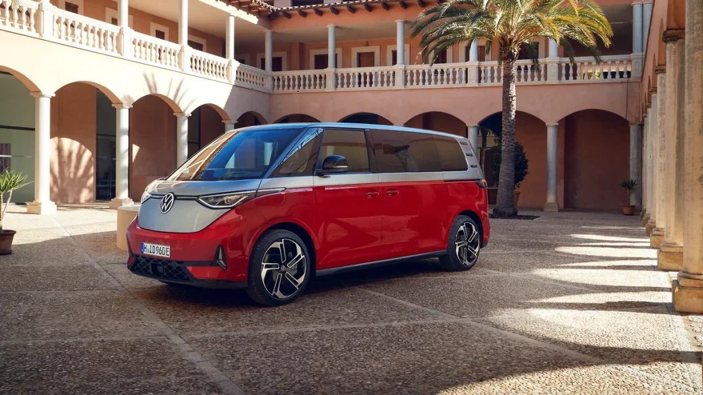 Volkswagen ID.Buzz GTX електрически миниван