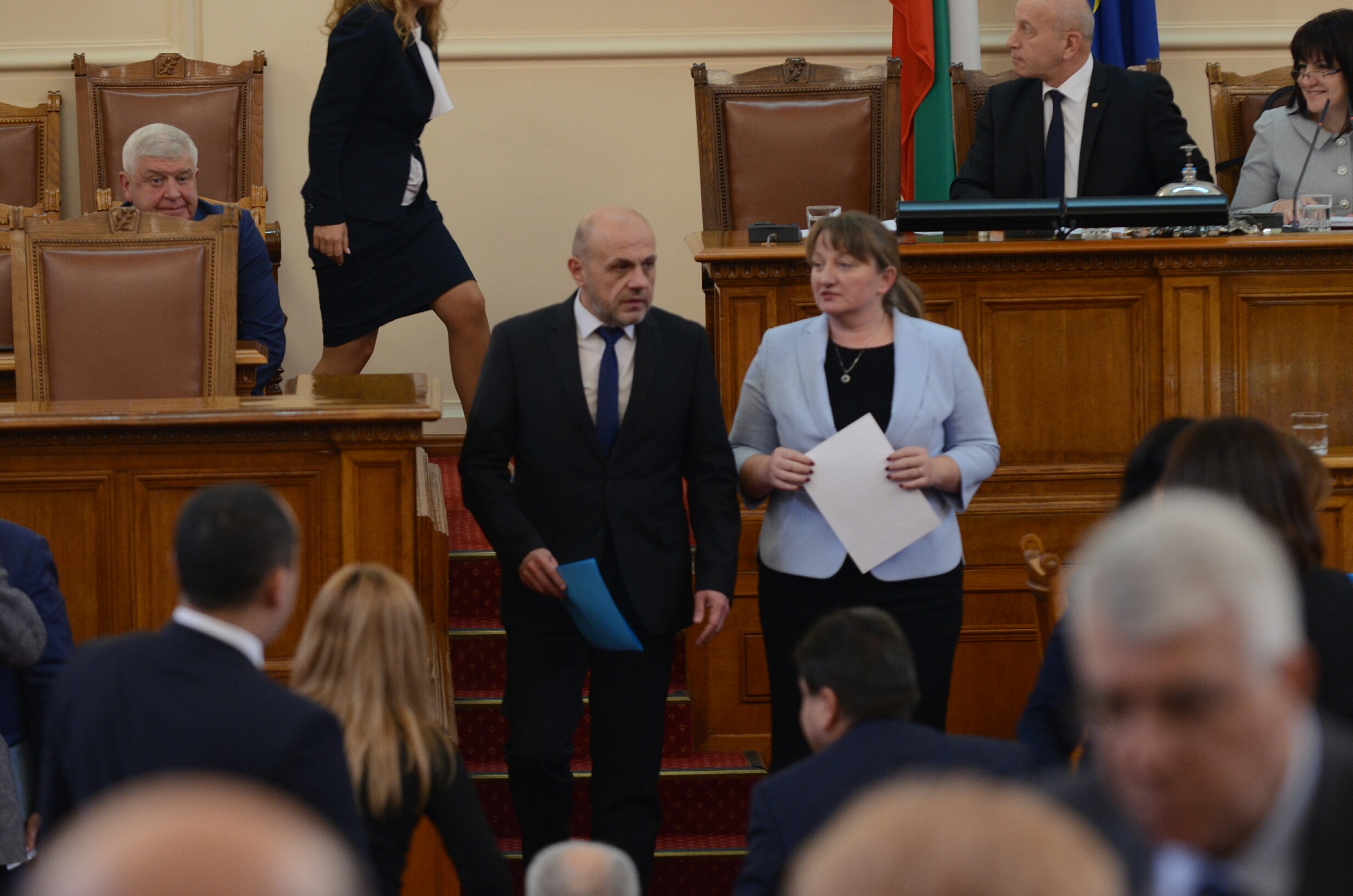 Парламент Деница Сачева