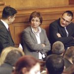Екатерина Михайлова и парламентарната група на Синята коалиция изтупаха прахта от темата за кредитните милионери.
