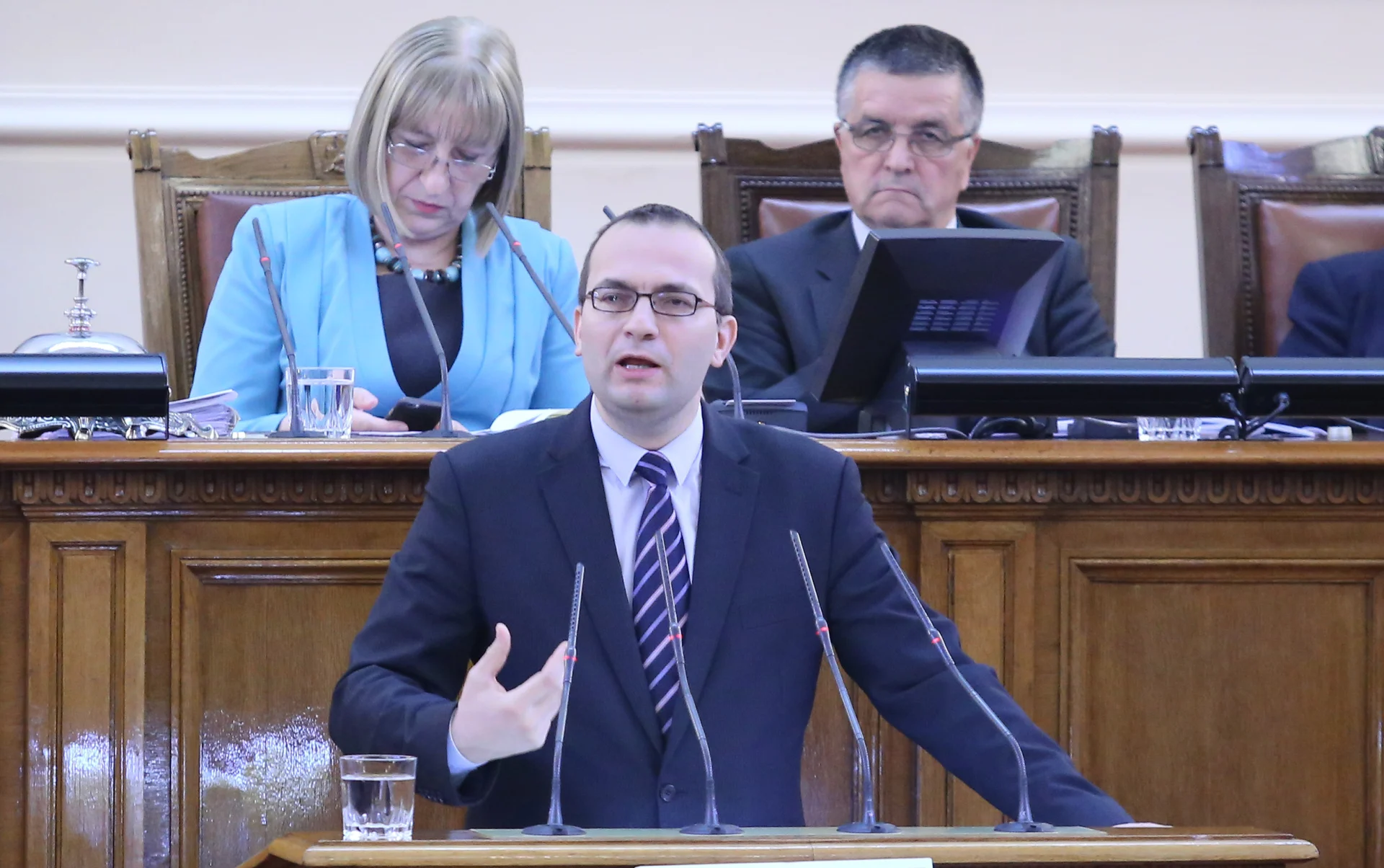 Парламент Мартин Димитров