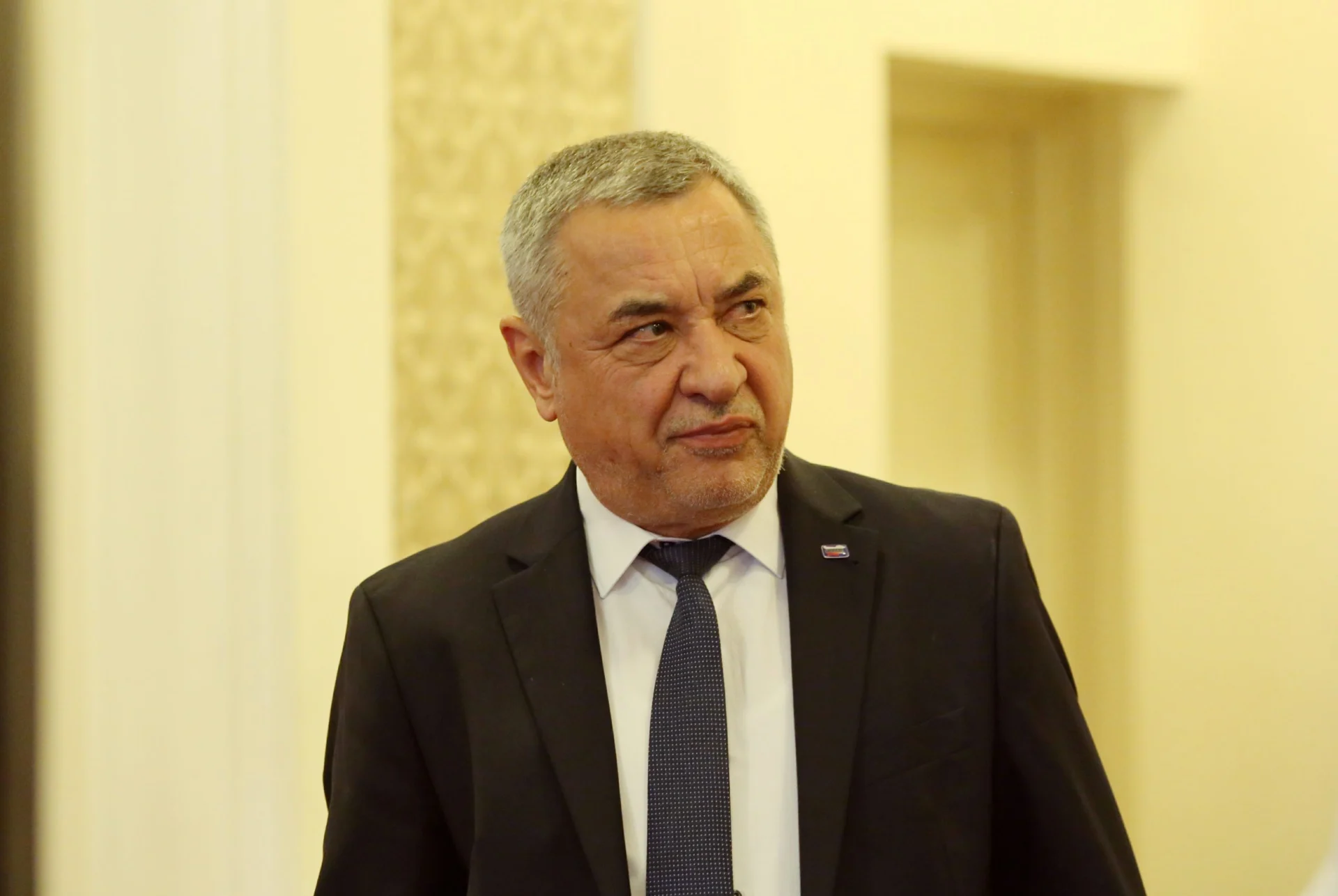 Парламент Валери Симеонов