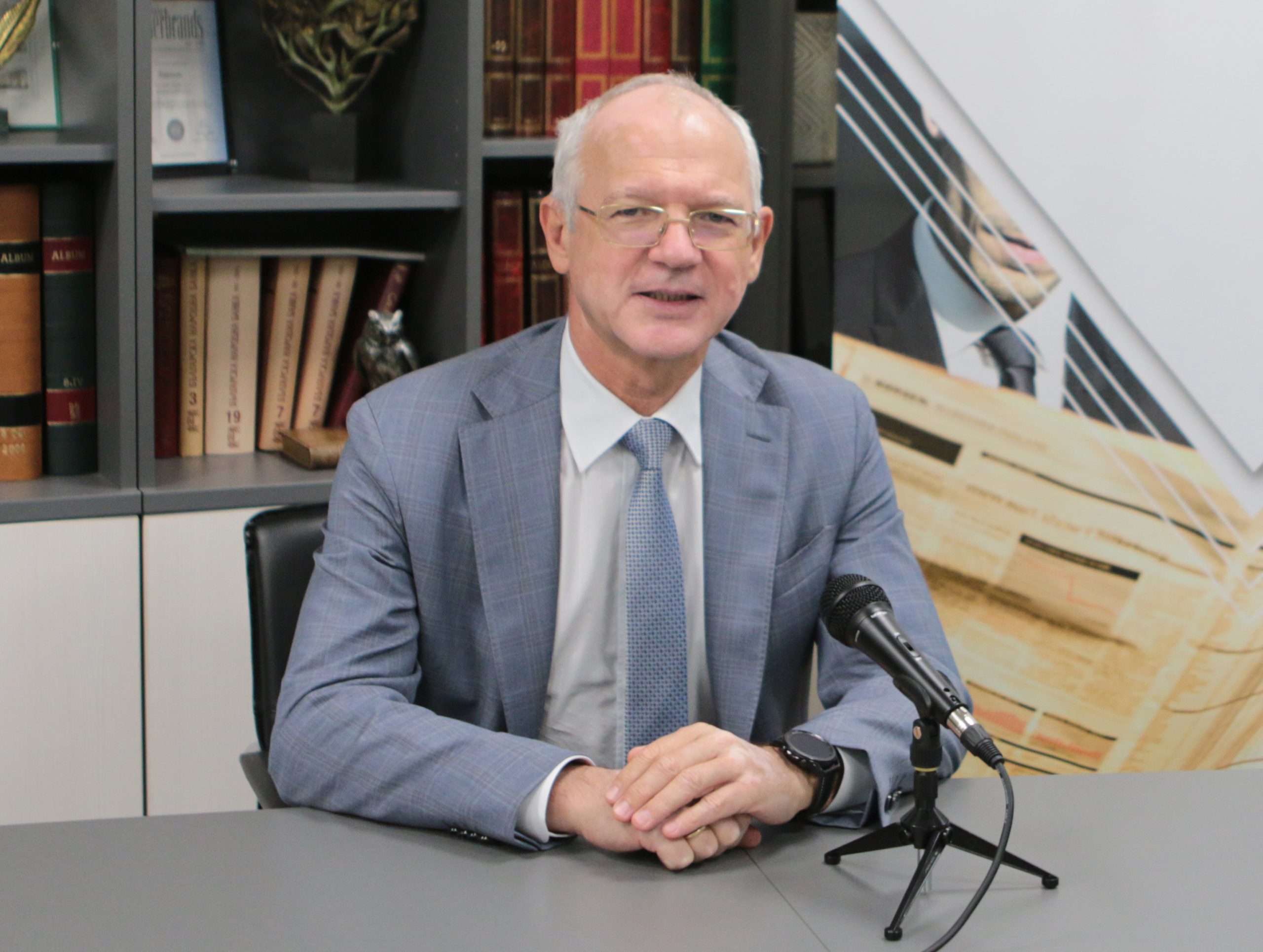 Васил Велев