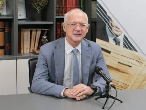Васил Велев