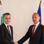 Александър Николов предаде поста на своя наследник Росен Христов