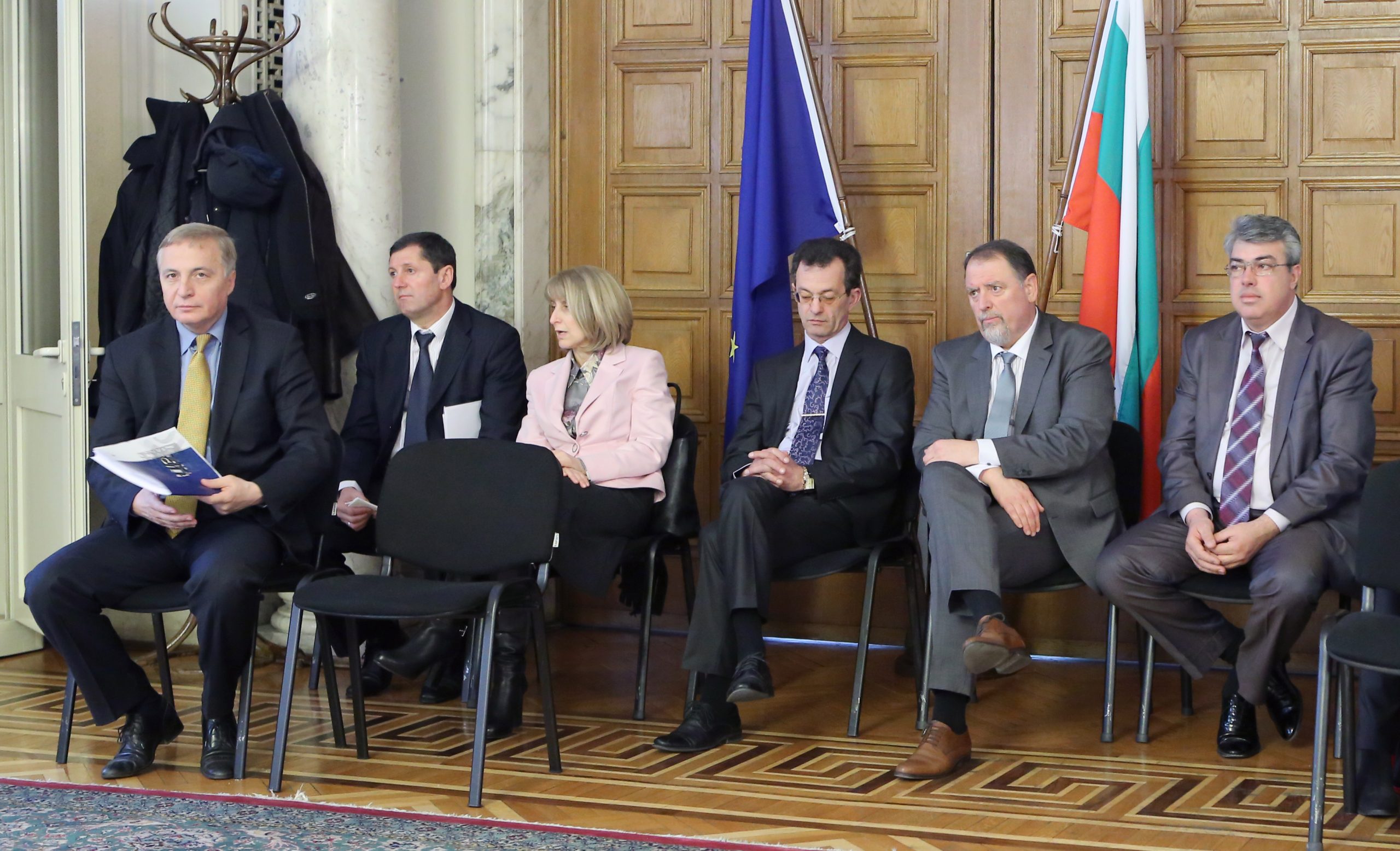 Парламент комисия по бюджет и финанси Сметна палата кандидати за зам. председател на Сметната палата
