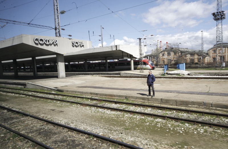 Нито един от чаканите стратегически инвеститори не спря на Централна жп гара София.