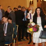 х-л Шератон Представяне на учебник за студенти по Лични финанси въведение с автор Даниела Бобева и Джеймс Йоловски