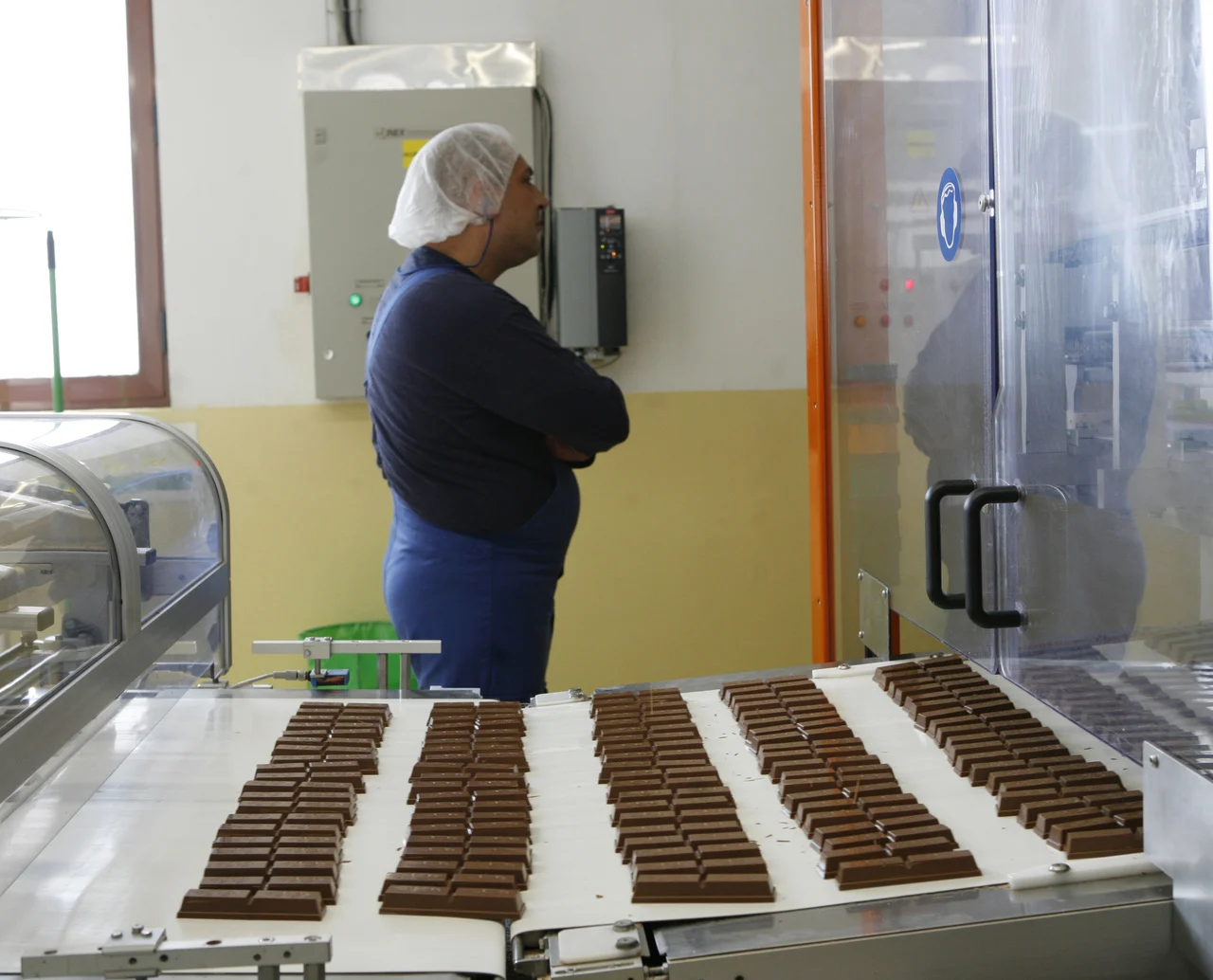 20 г. Нестле България Обновена линия за производство на нов Кит Кат десерт