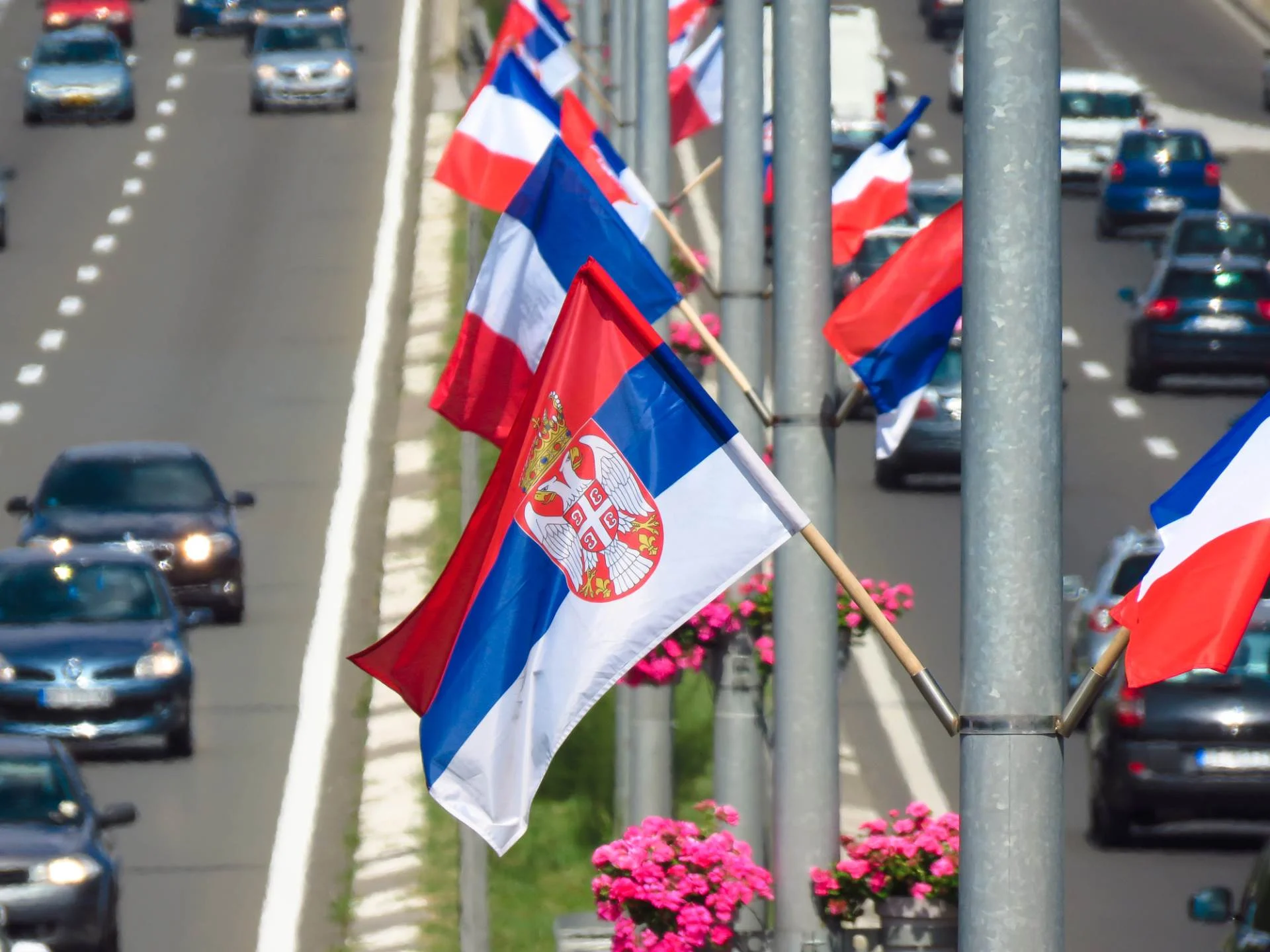 сърбия сръбско знаме сръбски знамена
