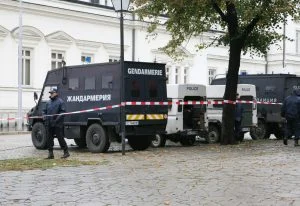 Протест на КНСБполиция жандармерия