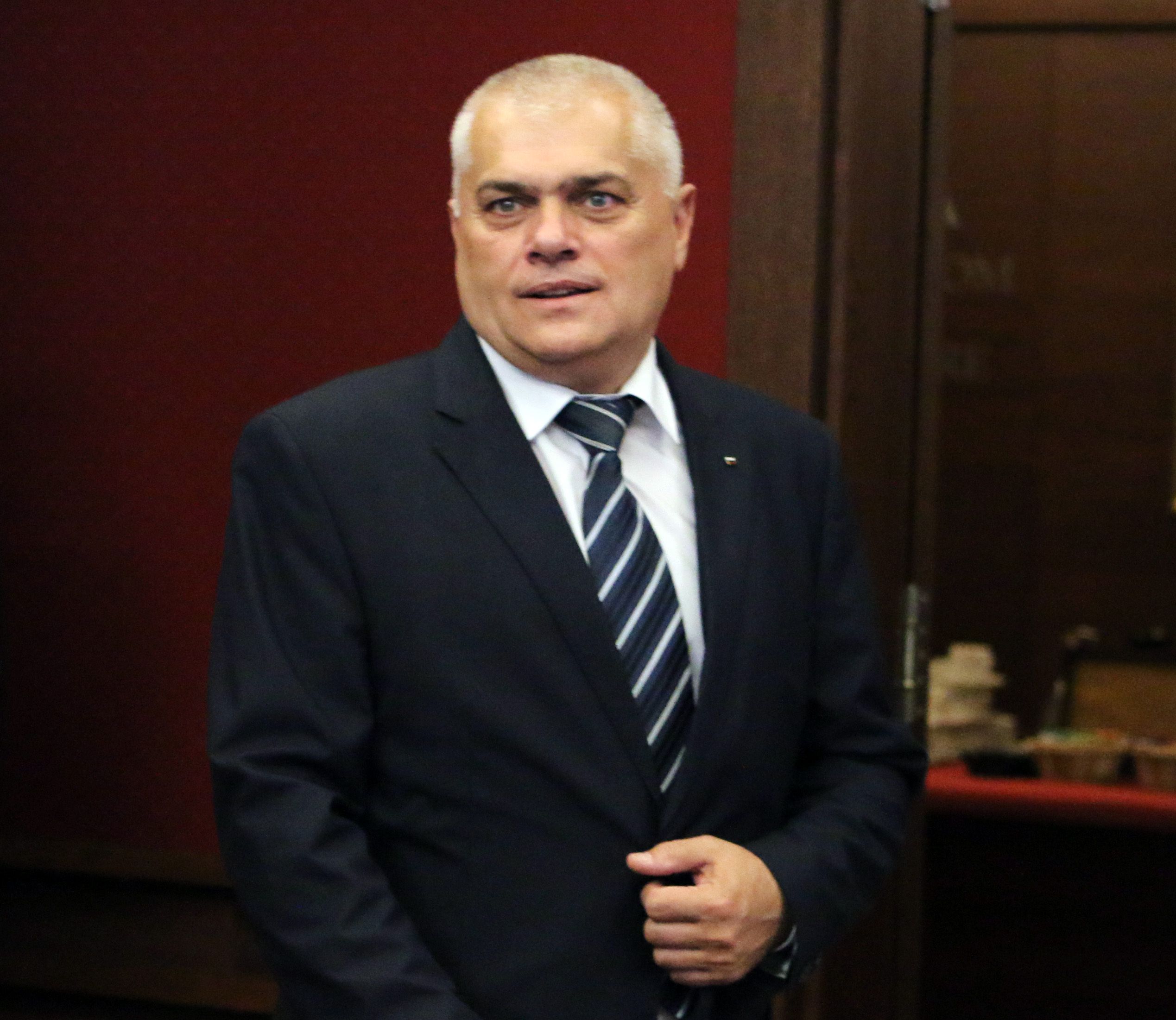Контрабанда на цигари Валентин Радев