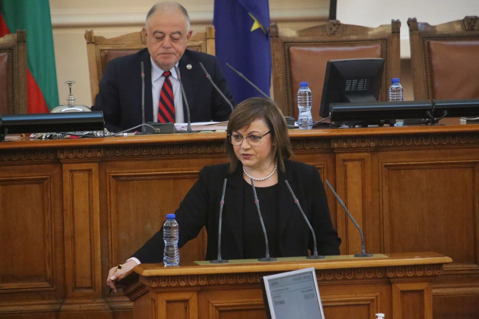 Корнелия Нинова