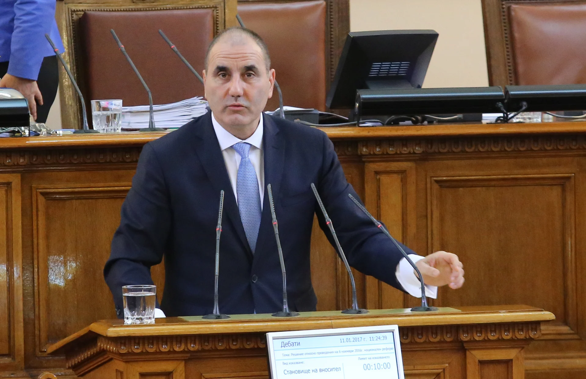 Парламент Цветан Цветанов