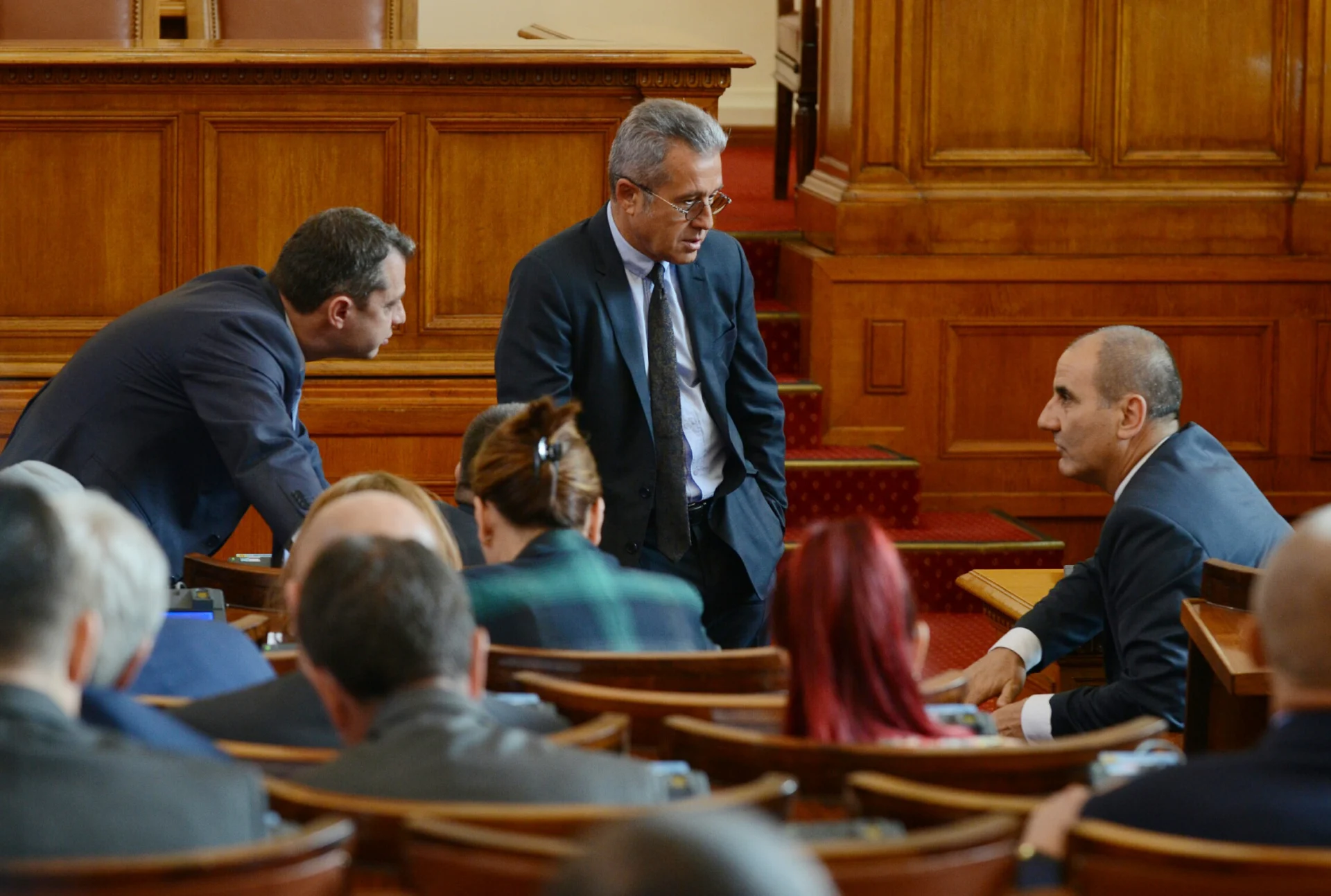 Парламент Делян Добрев Йордан Цонев Цветан Цветанов