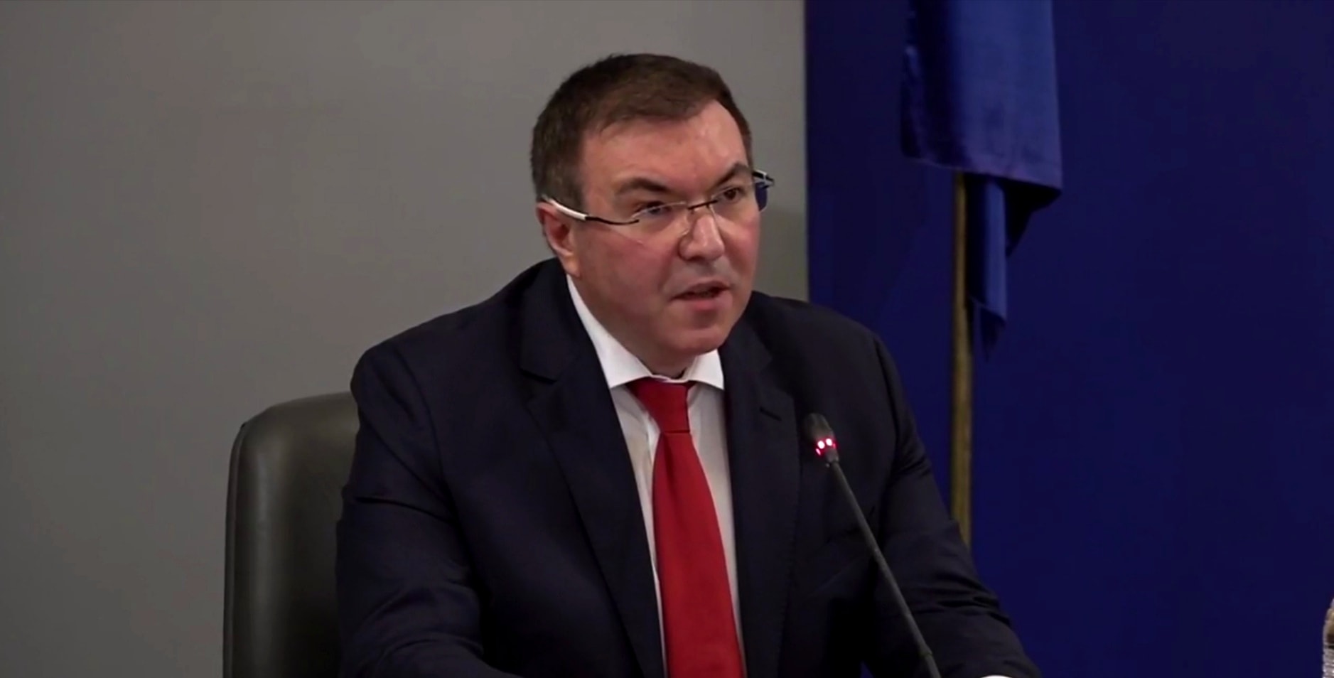 проф. Костадин Ангелов