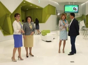Банка ДСК откри нов дигитален офис клон банков МОЛ Сердика Маргарита Кариди Виолина Маринова Диана Митева