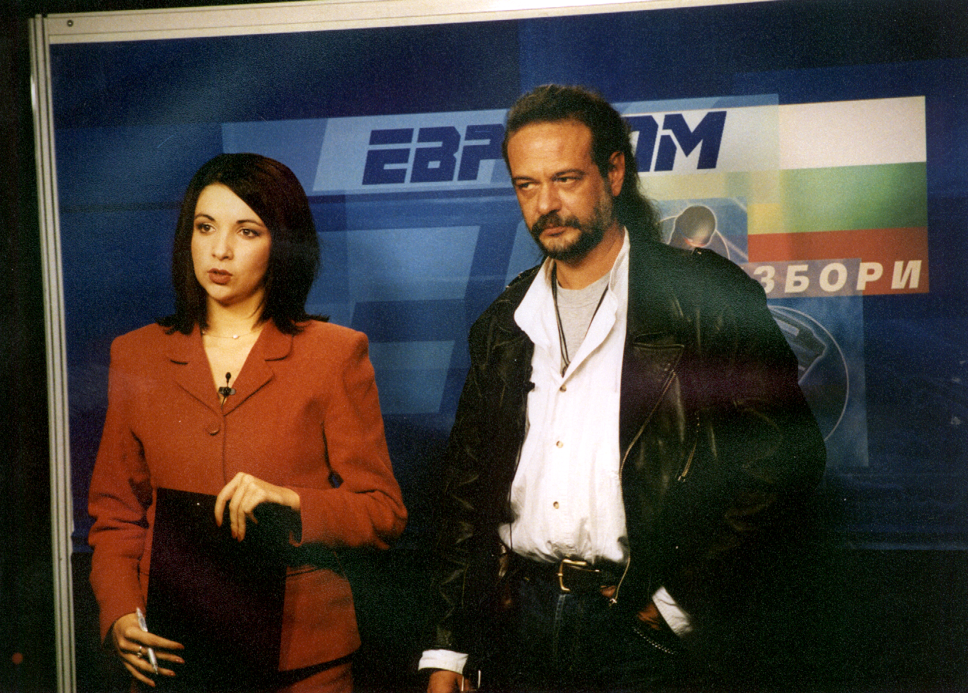 18. 11. 2001 г.  Президентски избори 2001 - балотажЕвгени Дайнов - политолог