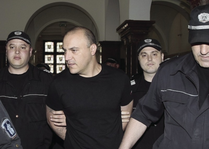 Съдебната драма по обира в Сливен отново започва.