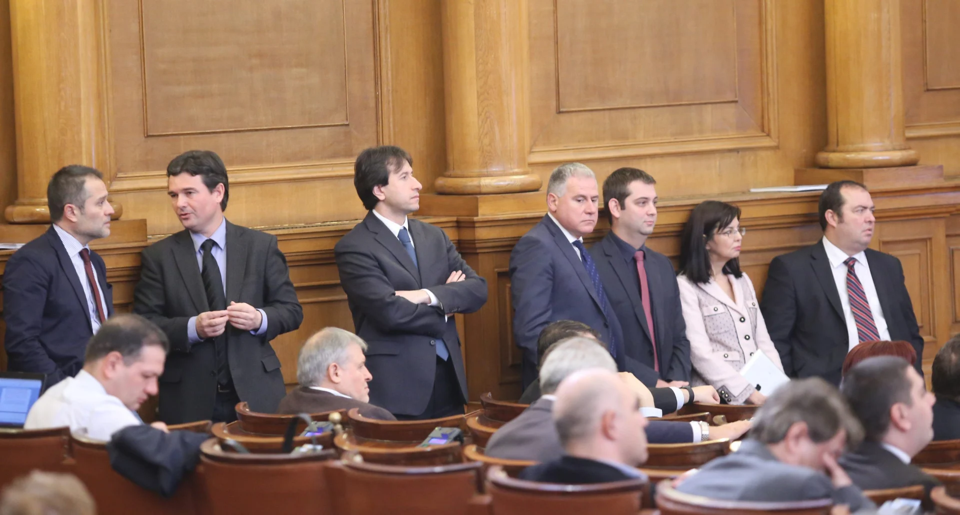 Парламент - Избор на мин. на правосъдето Екатерина Захариева Найден Зеленогорски - Реформаторски блок Корман Исмаилов Димитър Делчев Меглена Кунева