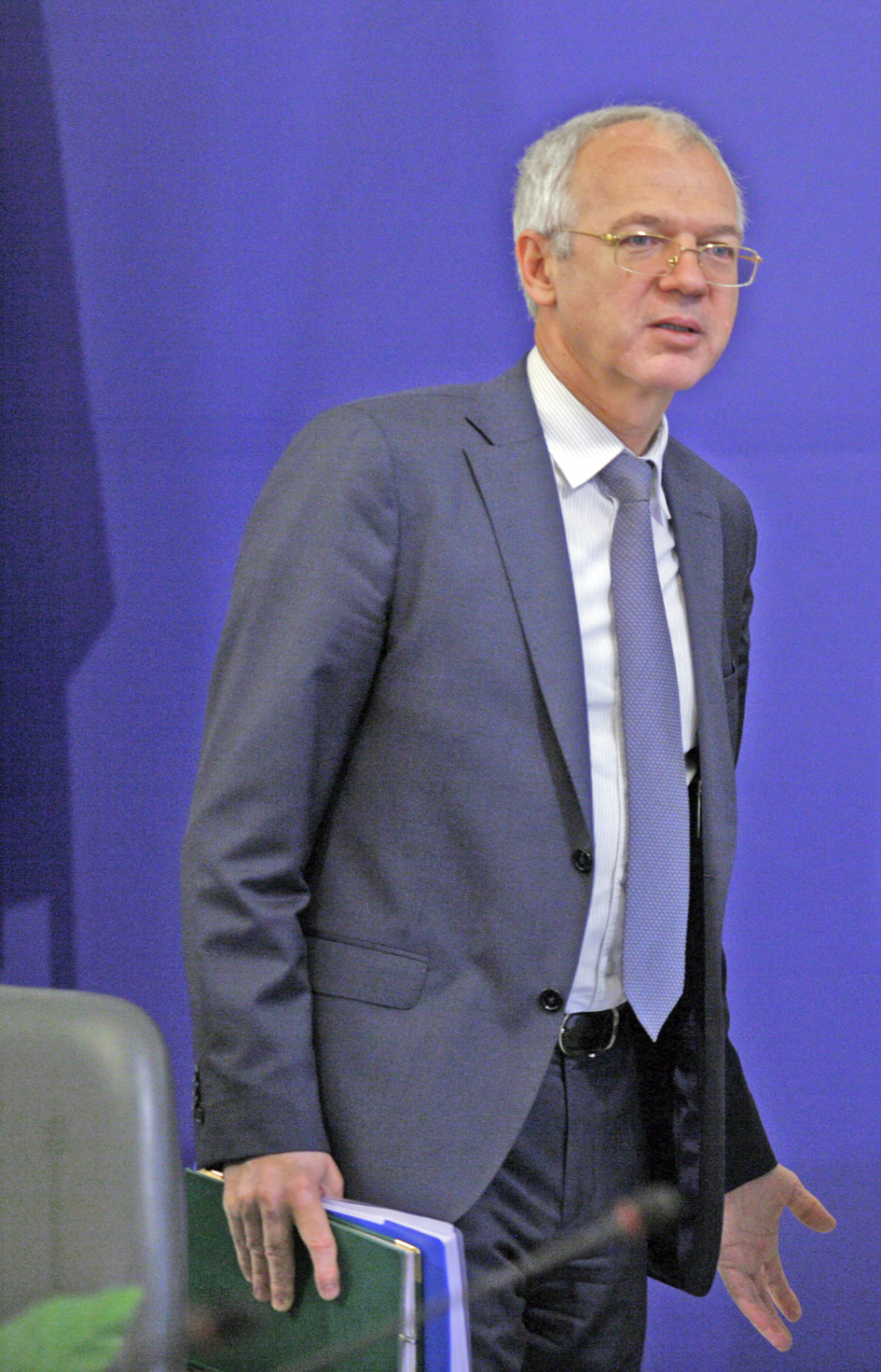 Ва­сил Ве­лев