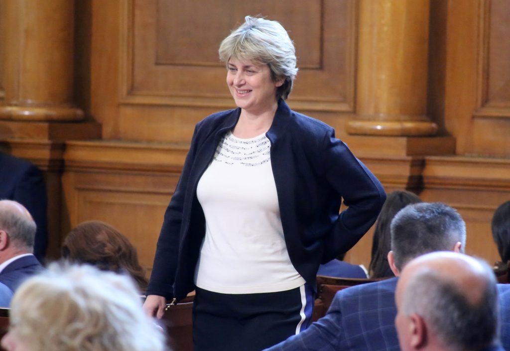 Парламент Весела Лечева