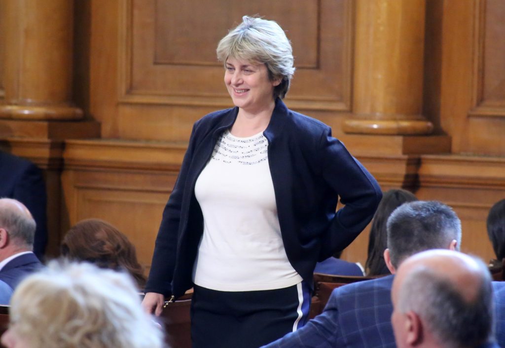 Парламент Весела Лечева