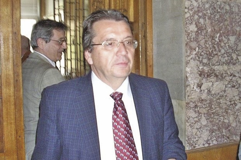Сагата с Румен Рашев продължава на трета инстанция.