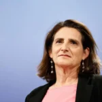 Еврокомисар Тереса Рибера атакува призивите за разхлабване на правилата за сливания в ЕС