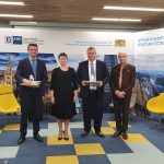 министърът на икономиката Даниела Везиева