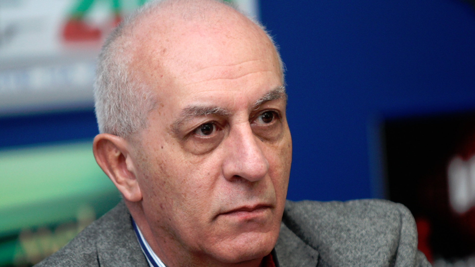 Юрий Асланов