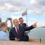 Видин вицепремиерът и министър на регионалното развитие и благоустройство Гроздан Караджов с еврокомисаря по сближаване и реформи Елиза Ферейра и кмета на общината д-р Цветан Ценков