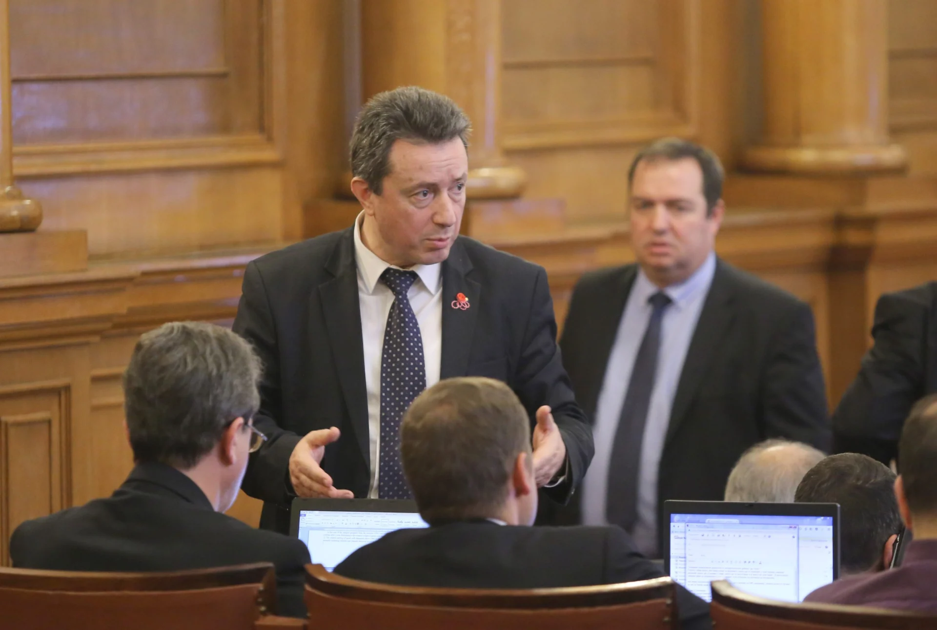 Парламент Янаки Стоилов