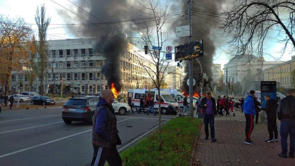 киев украйна обстрел бомбардировки взривове експлозии