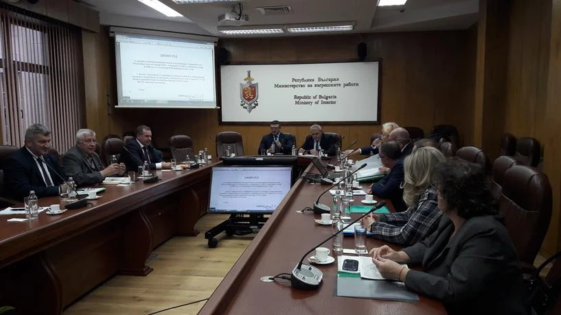 комисия-мвр