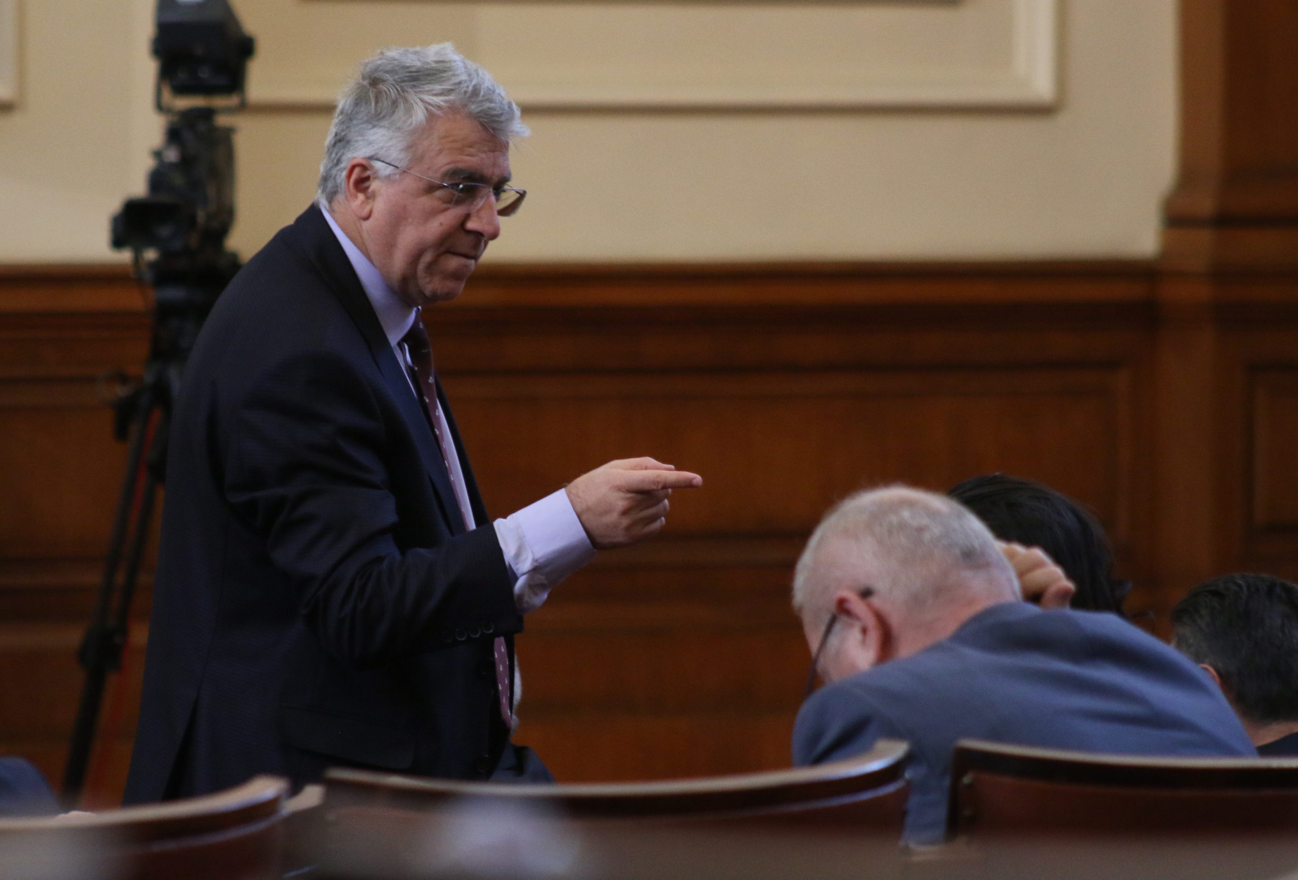 Парламент бюджет Румен Гечев