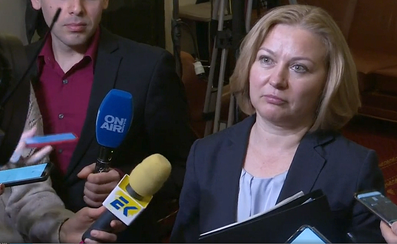 Надежда Йорданова мин. на правосъдието