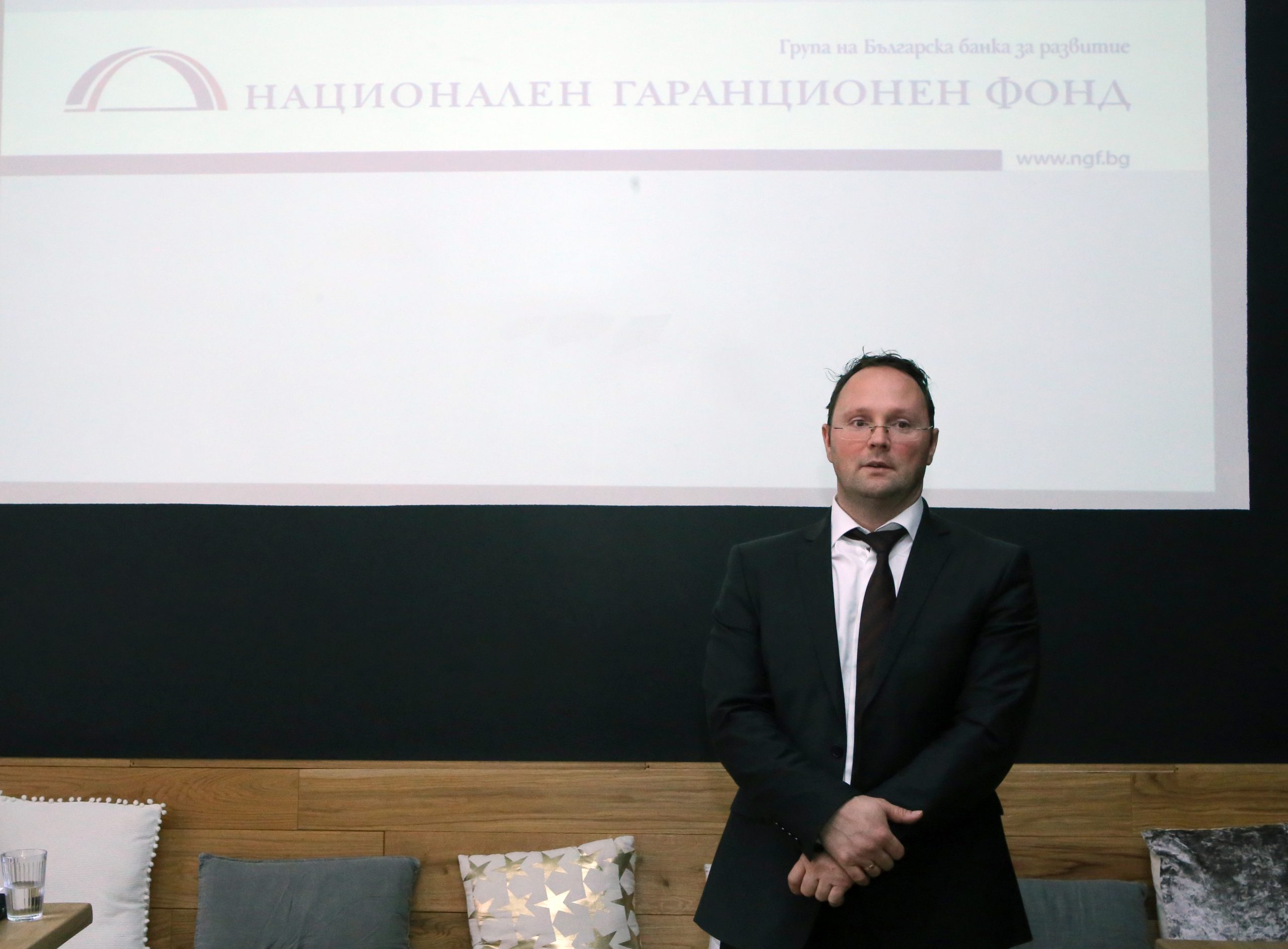 Националния гаранционен фонд представи трета програма за собствен риск. Самуил Шидеров изп. директор на НГФ и Александър Георгиев прокурист на НГФ