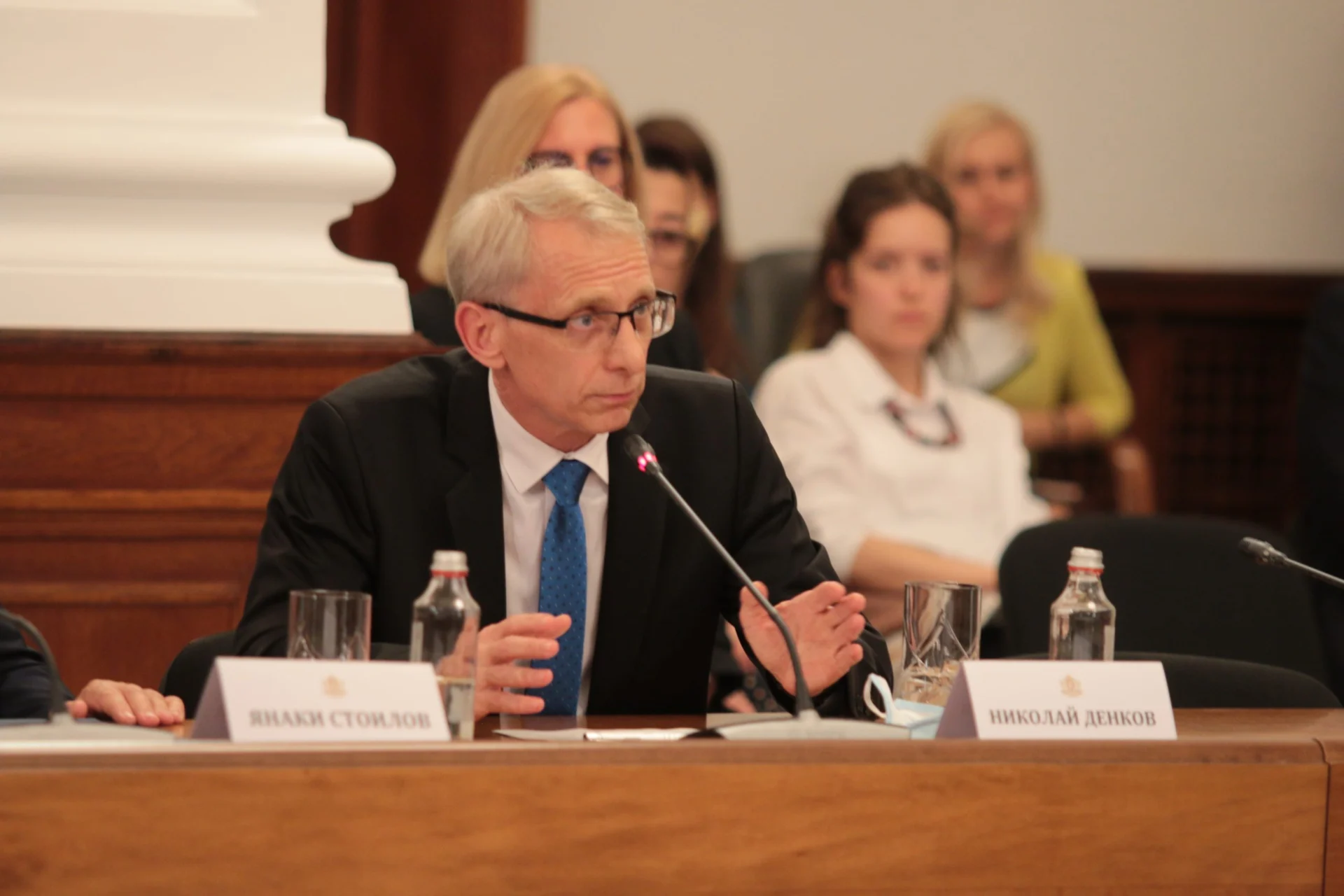 Министерски съвет отчет на правителството Николай Денков