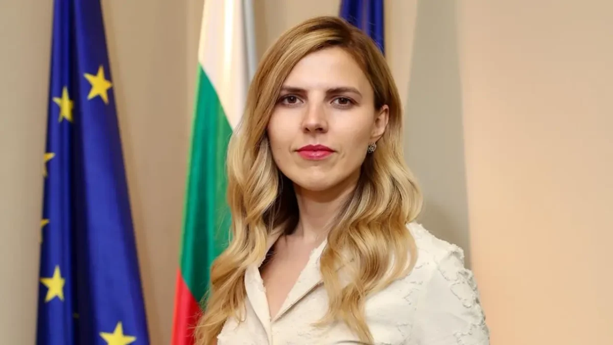 България никога не е била официално част от "Коалицията на желаещите", твърди Велислава Петрова