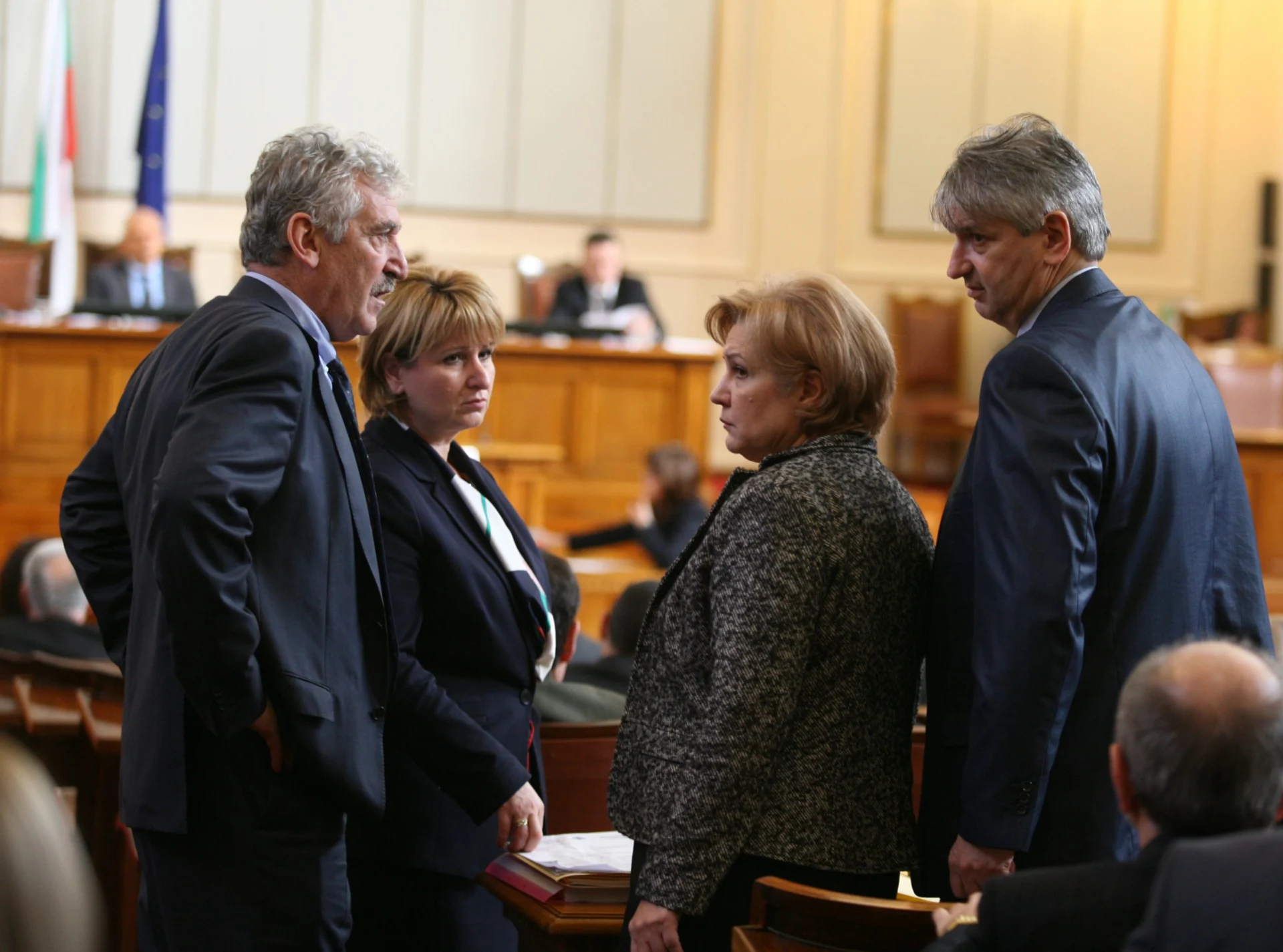 Парламент  Красимир Велчев ГЕРБ Диана Йорданова - ГЕРБ  Менда Стоянова - ГЕРБ Лъчезар Иванов - ГЕРБ