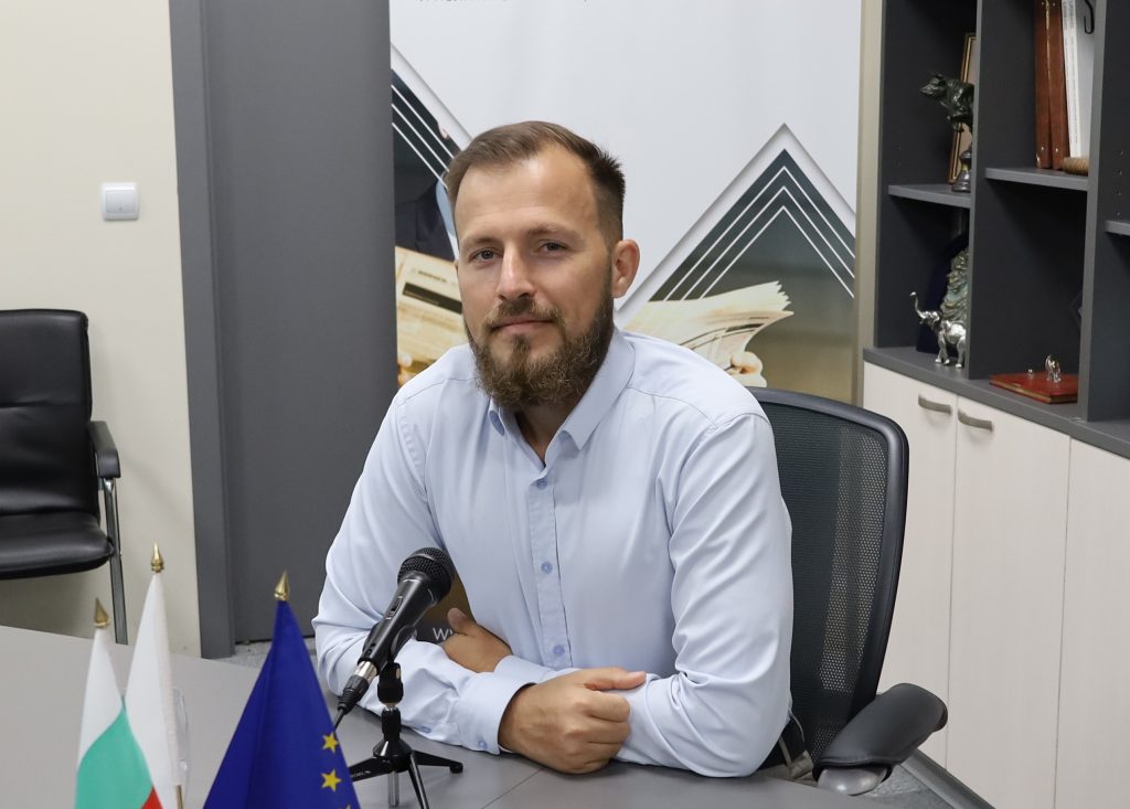 Искрен Митев