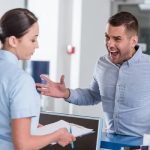 насилие, паник бутони, агресивни пациенти