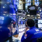 Технологичен борсов срив за почти 1 трлн. долара помете всички акции на пътя на AI