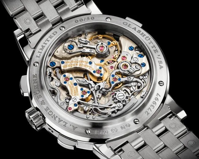 A. Lange & Söhne представя лимитиран часовник Datograph Perpetual с платинена гривна