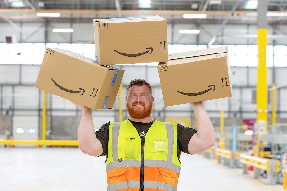 Amazon инвестира над 15 млрд. лири във Великобритания през 2025 година