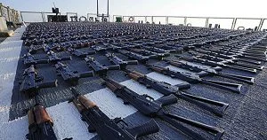 САЩ продават спешно оръжия на Украйна, подаряват заловени боеприпаси за хусите