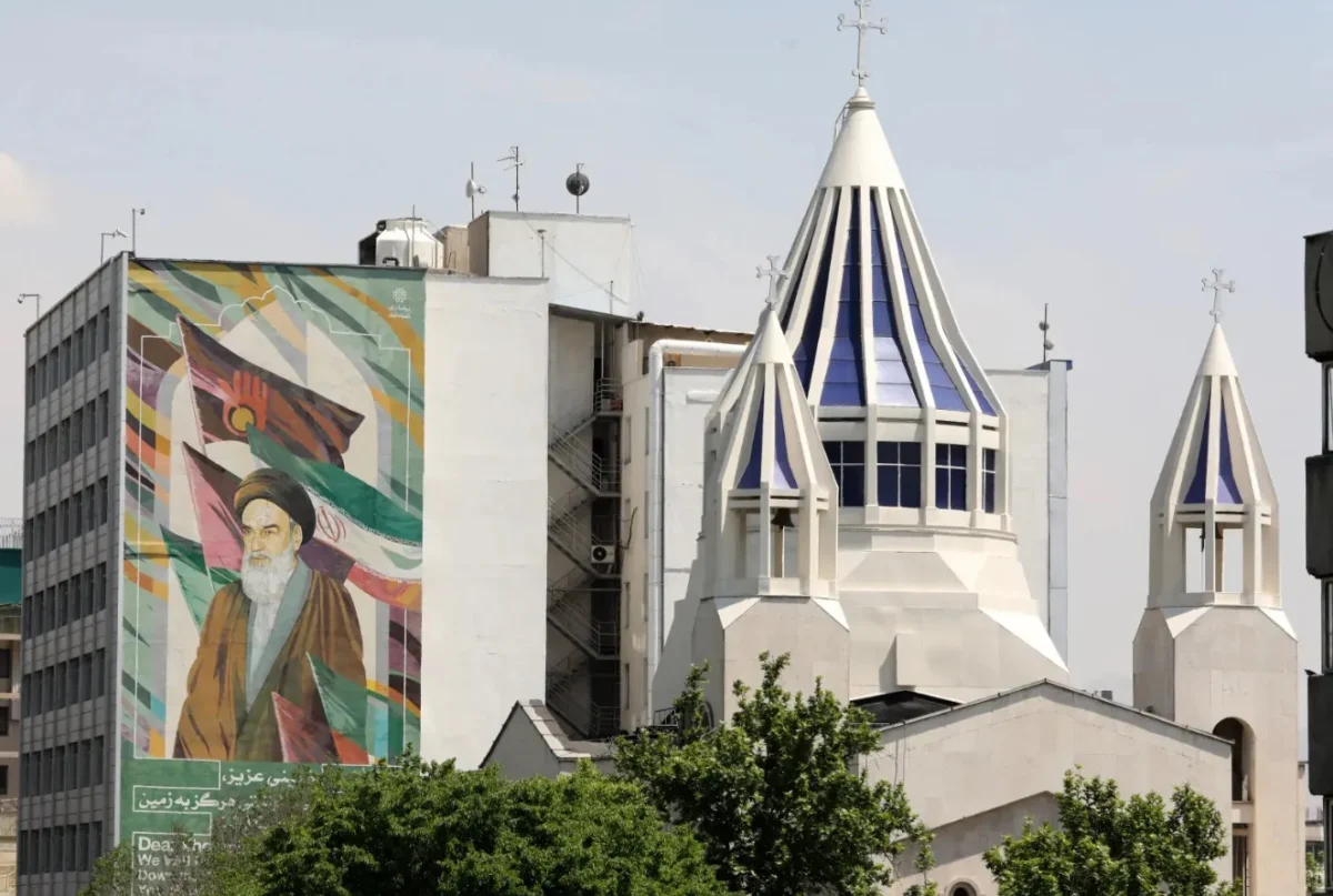 Арменска църква в Техеран.