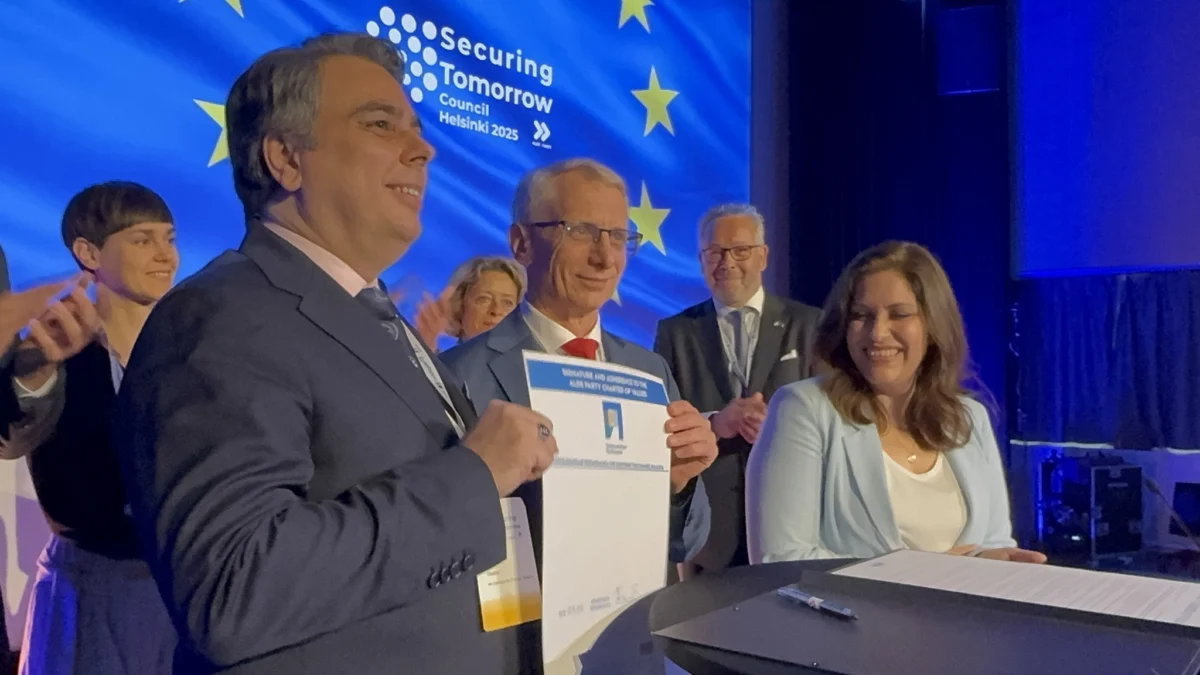 „Продължаваме промяната“ стана част от европейското либерално семейство АЛДЕ